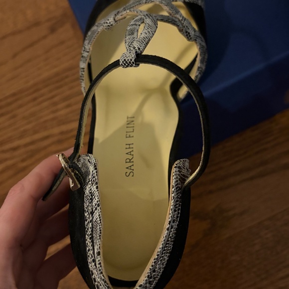 Sarah Flint Heels 37.5 / 7.5 - Picture 4 of 10
